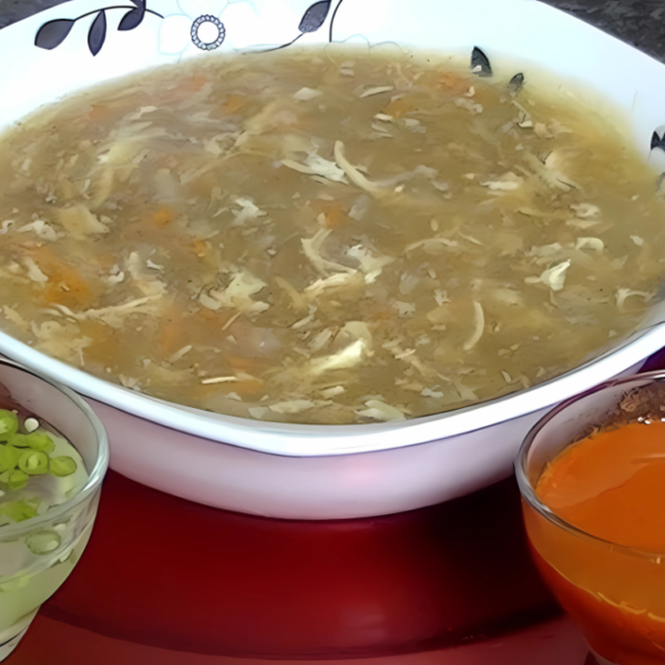 Hot and Sour Chicken Soup (Family Bowl)